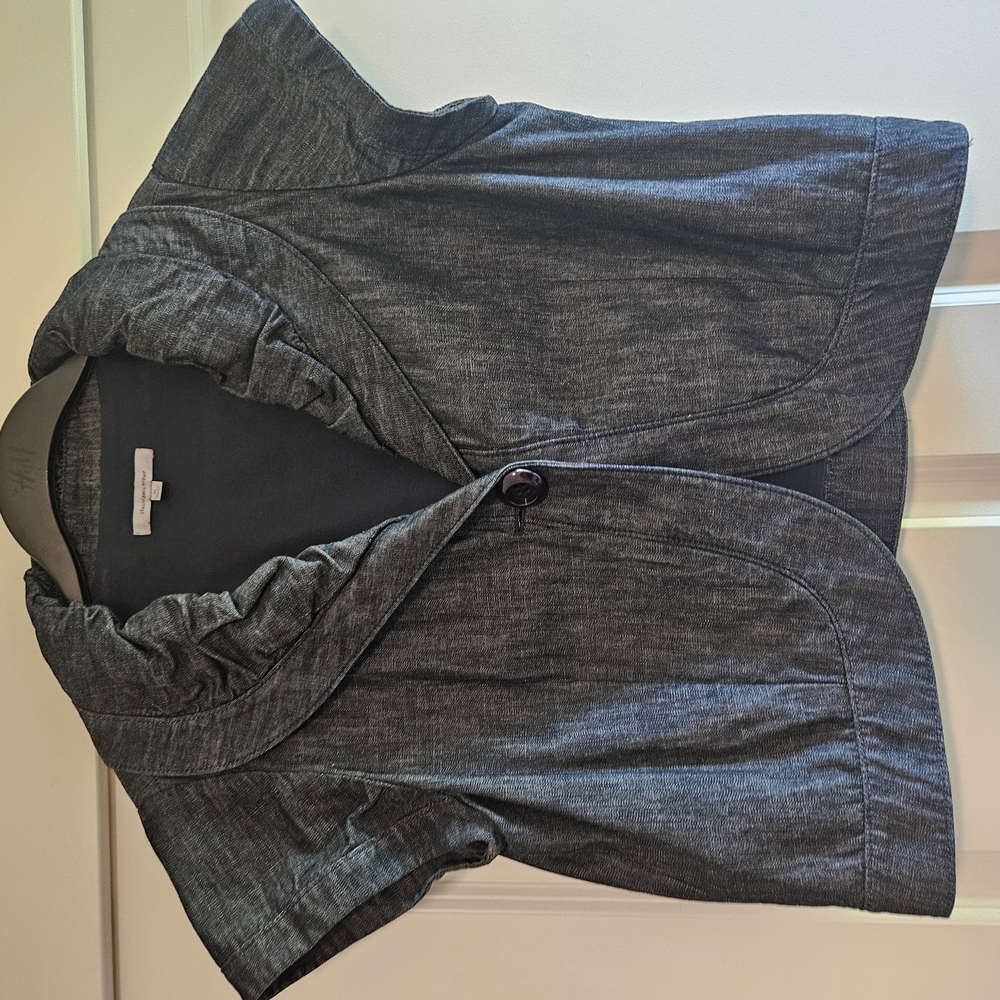Stylish Gray Short Sleeve Jacket